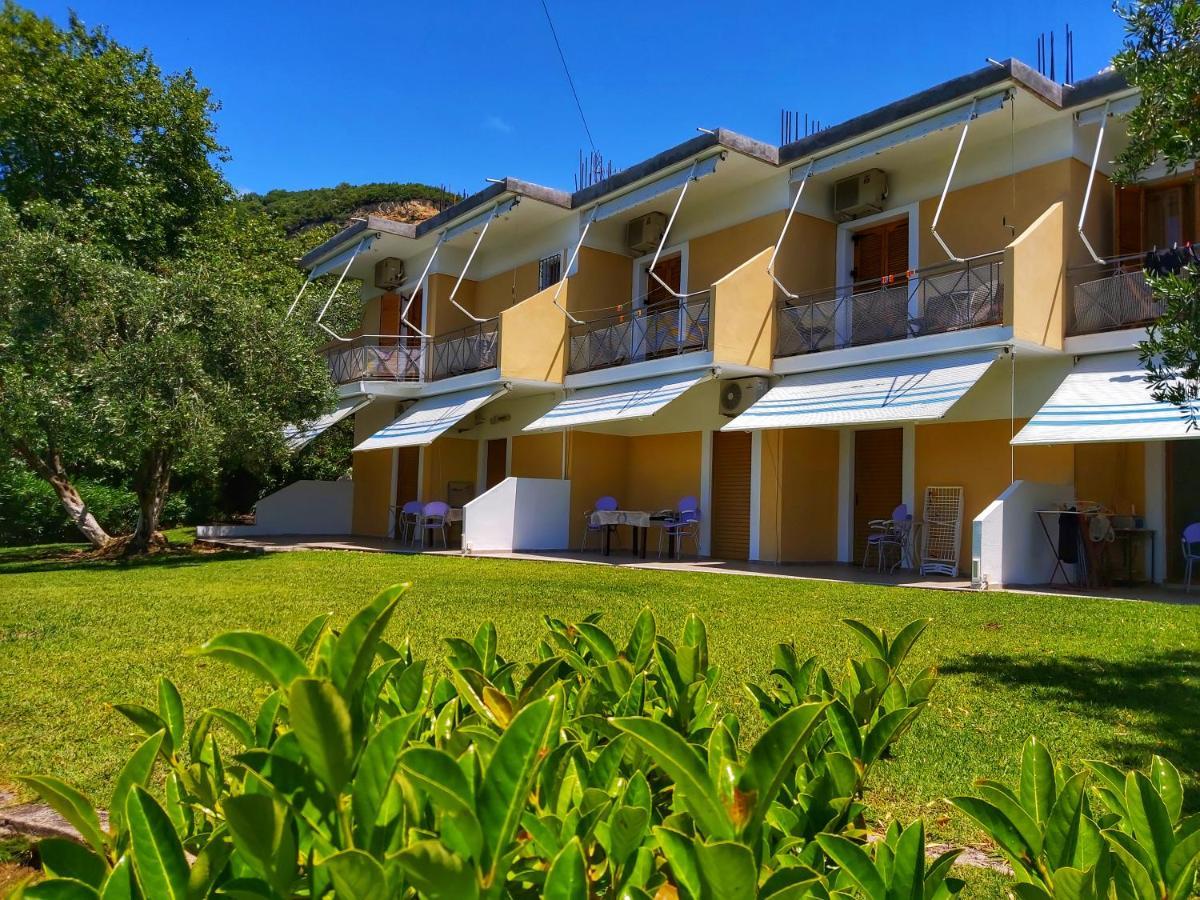 Ríza Artolithia Apartments מראה חיצוני תמונה