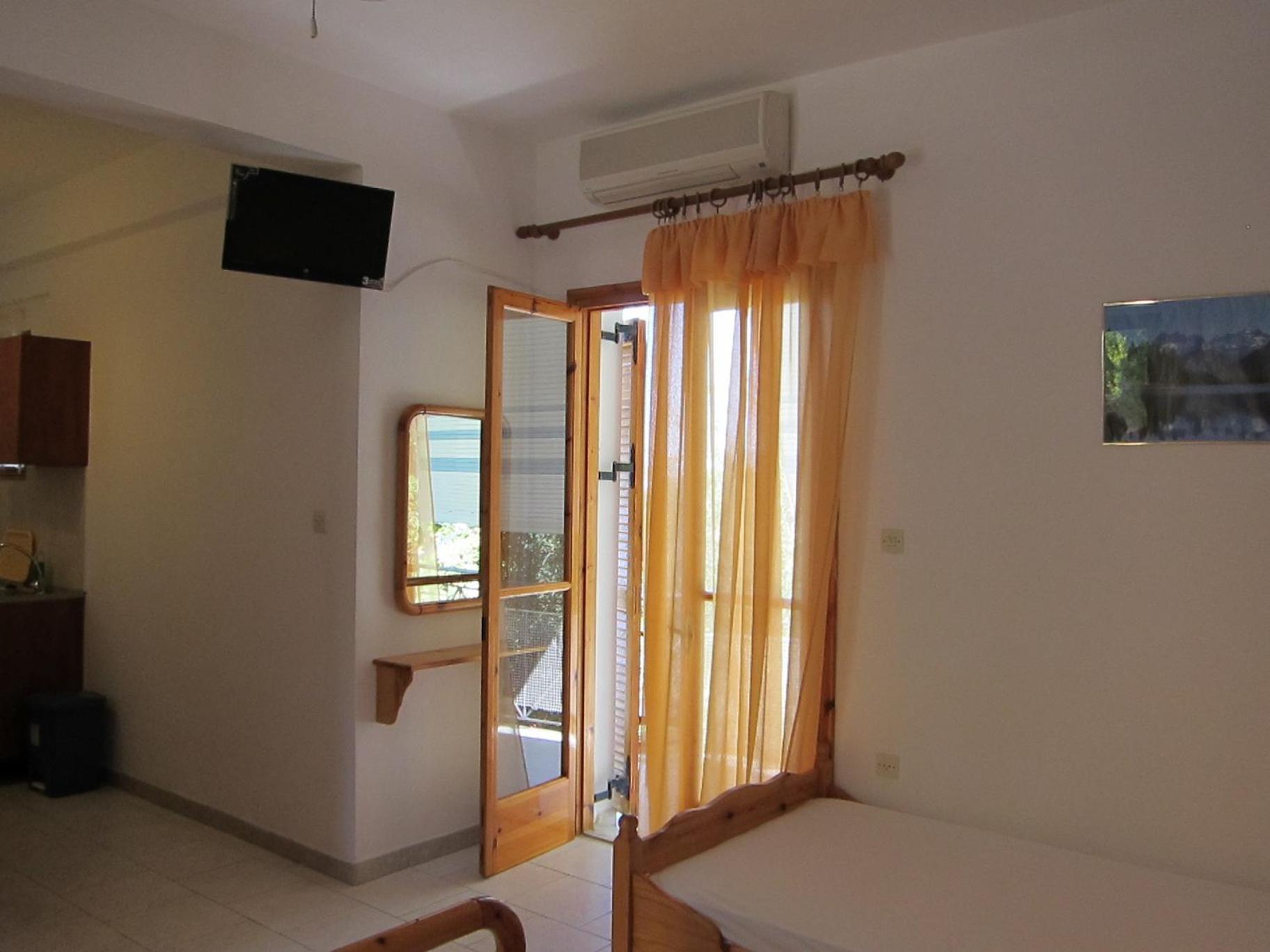 Ríza Artolithia Apartments חדר תמונה