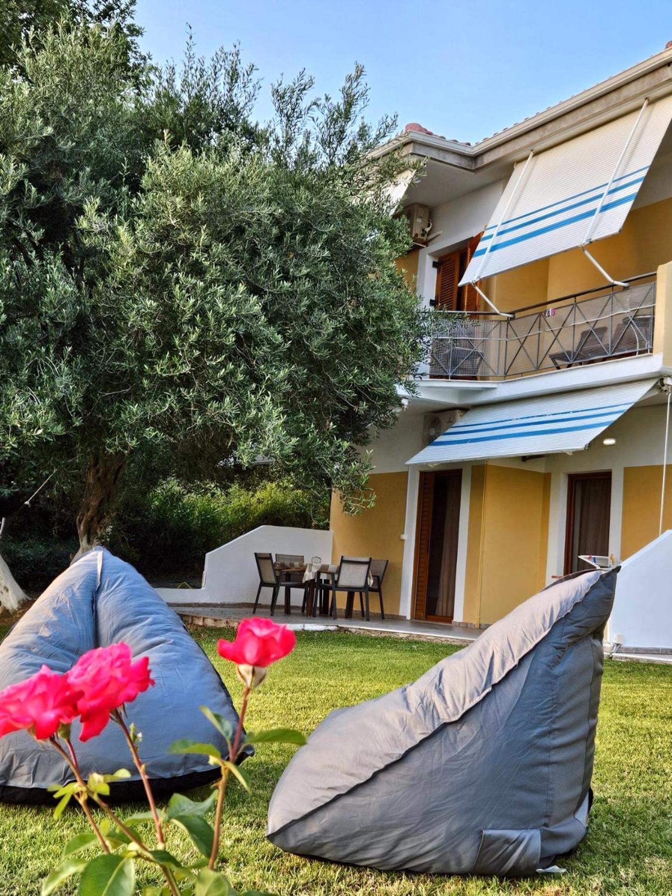 Ríza Artolithia Apartments מראה חיצוני תמונה